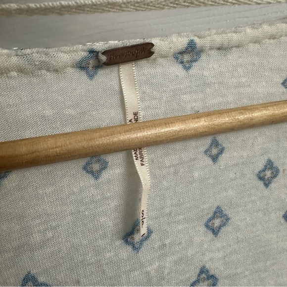 Free People Blouse Tassels Boho Floral Lace Up Festival Hippie Casual Size Small - Picture 5 of 7